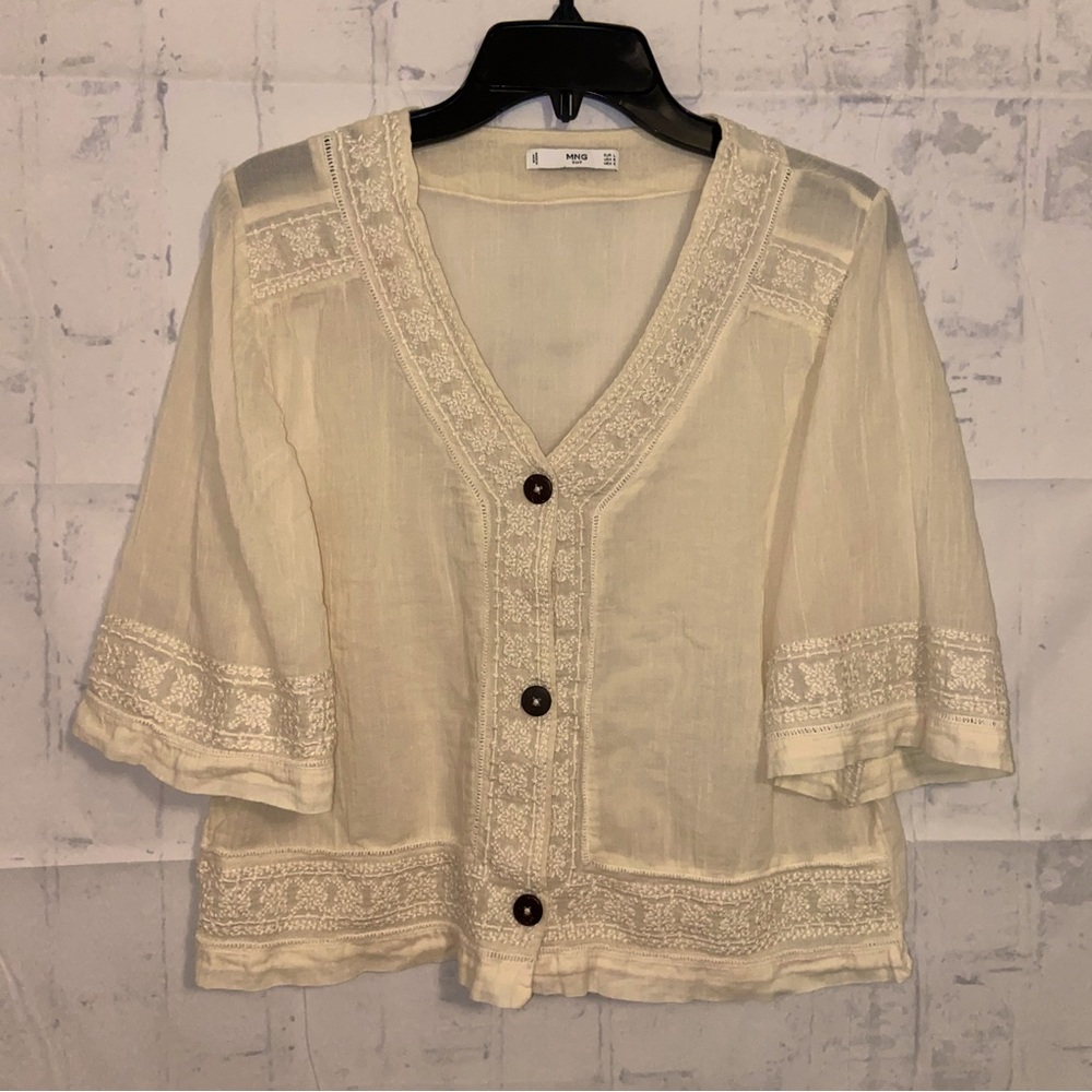 MNG Short Sleeve Top Size Large
